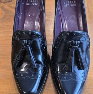 Stuart Weitzman  Wing Tip Tassel Loafer